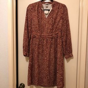 NWT- H&M Burgundy leopard dress - women’s size 4